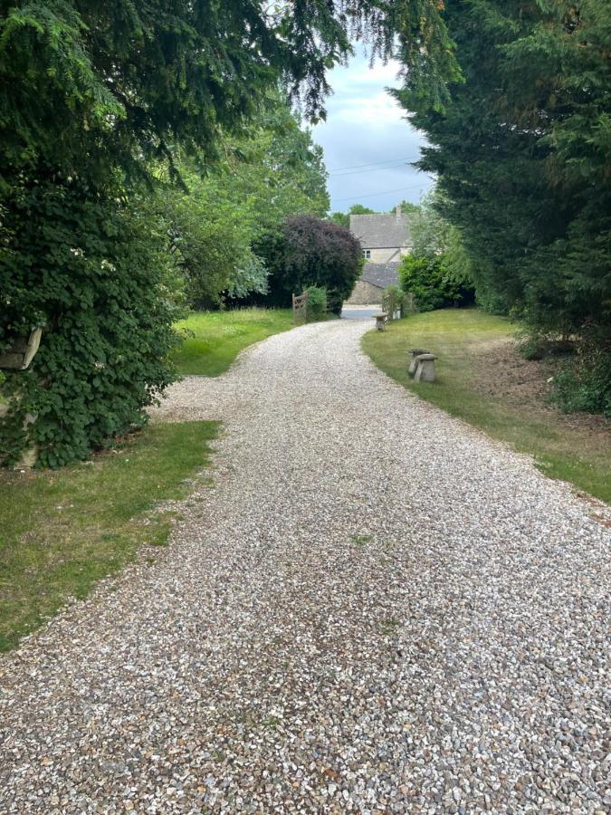 Cosy Cottage In The Heart Of The Cotswolds Cirencester Exterior photo